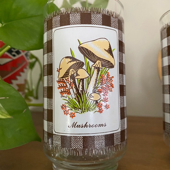 Set of 3 Vintage Mushroom 🍄 Glasses - Picture 8 of 8